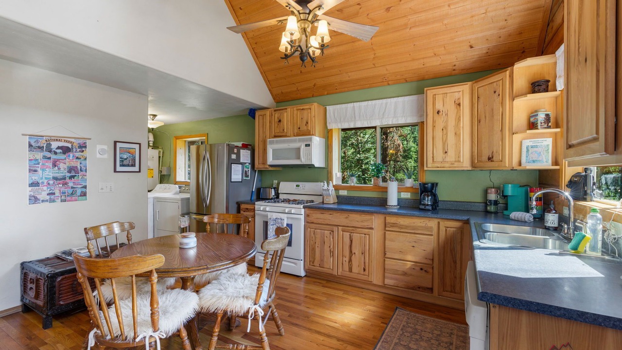 Photo of Kitchen in Los Ranchitos Estates
