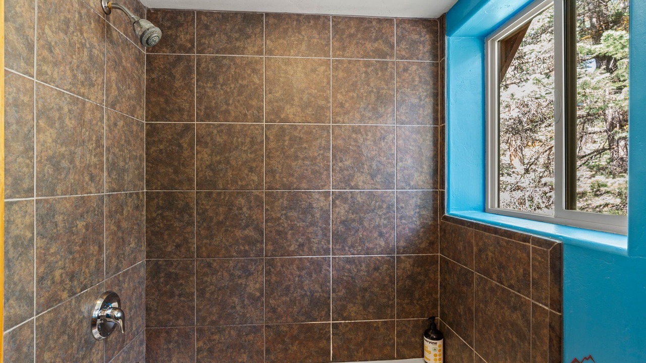 Photo of Bathroom in Los Ranchitos Estates