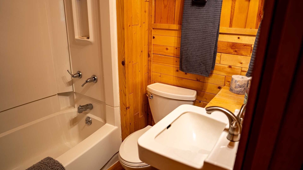Photo of Bathroom in Lake City