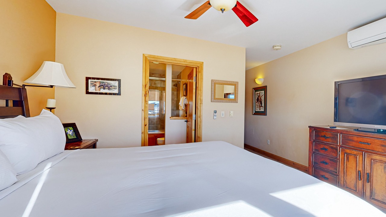Photo of Bedroom in Steamboat Springs