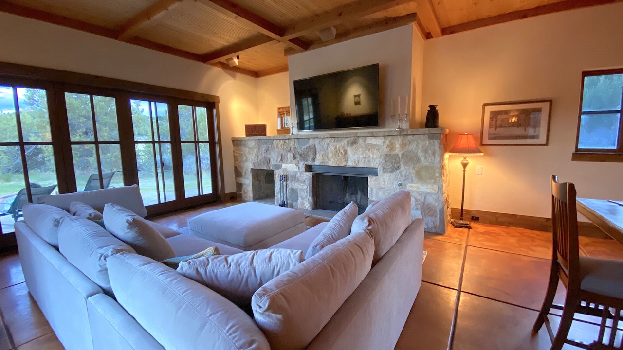 Photo of Livingroom in Missouri Heights