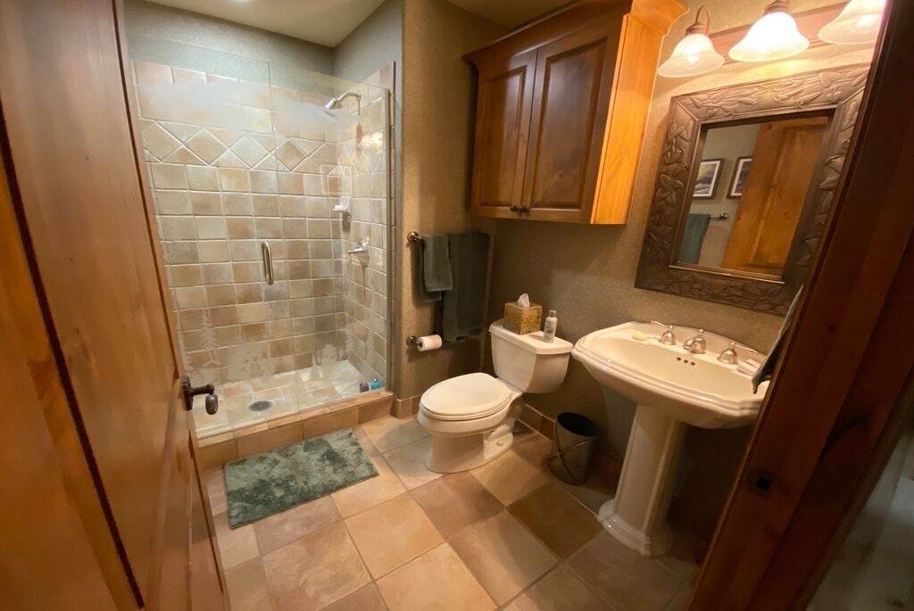 Photo of Bathroom in Edwards
