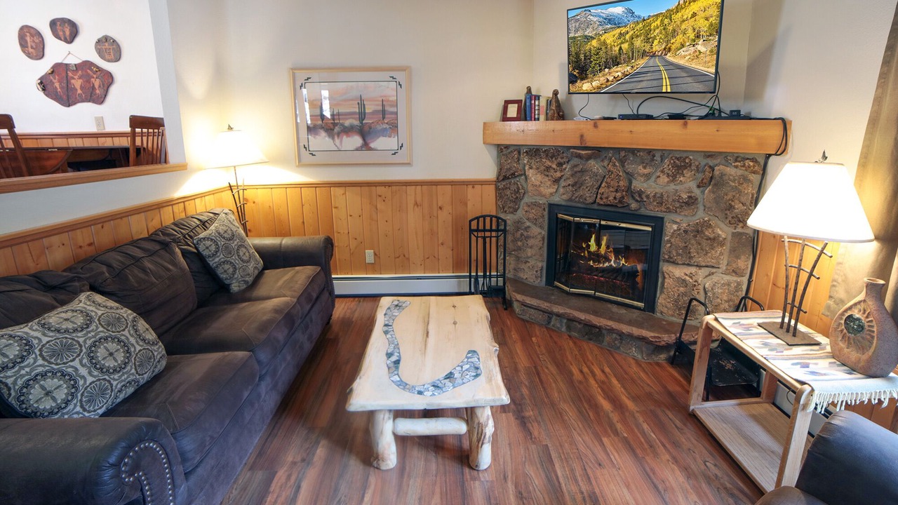 Photo of Livingroom in Estes Park