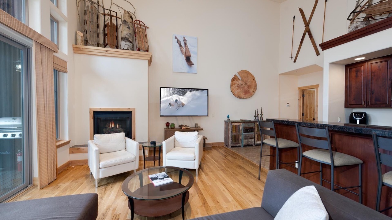Photo of Livingroom in Purgatory