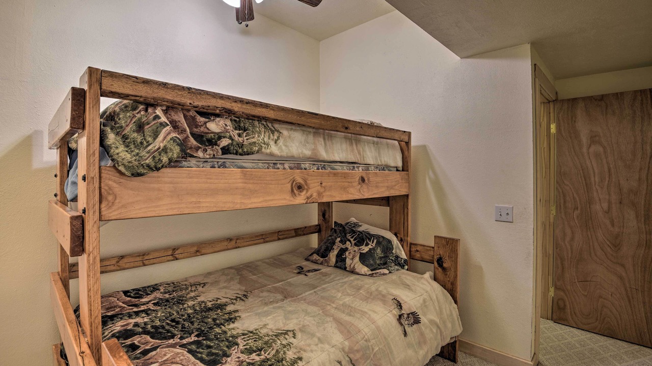 Photo of Bedroom in Ponderosa Pines