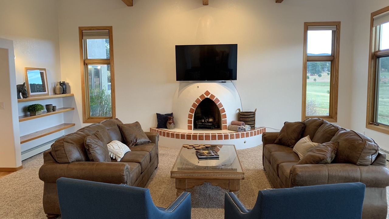 Photo of Livingroom in Woodland Park