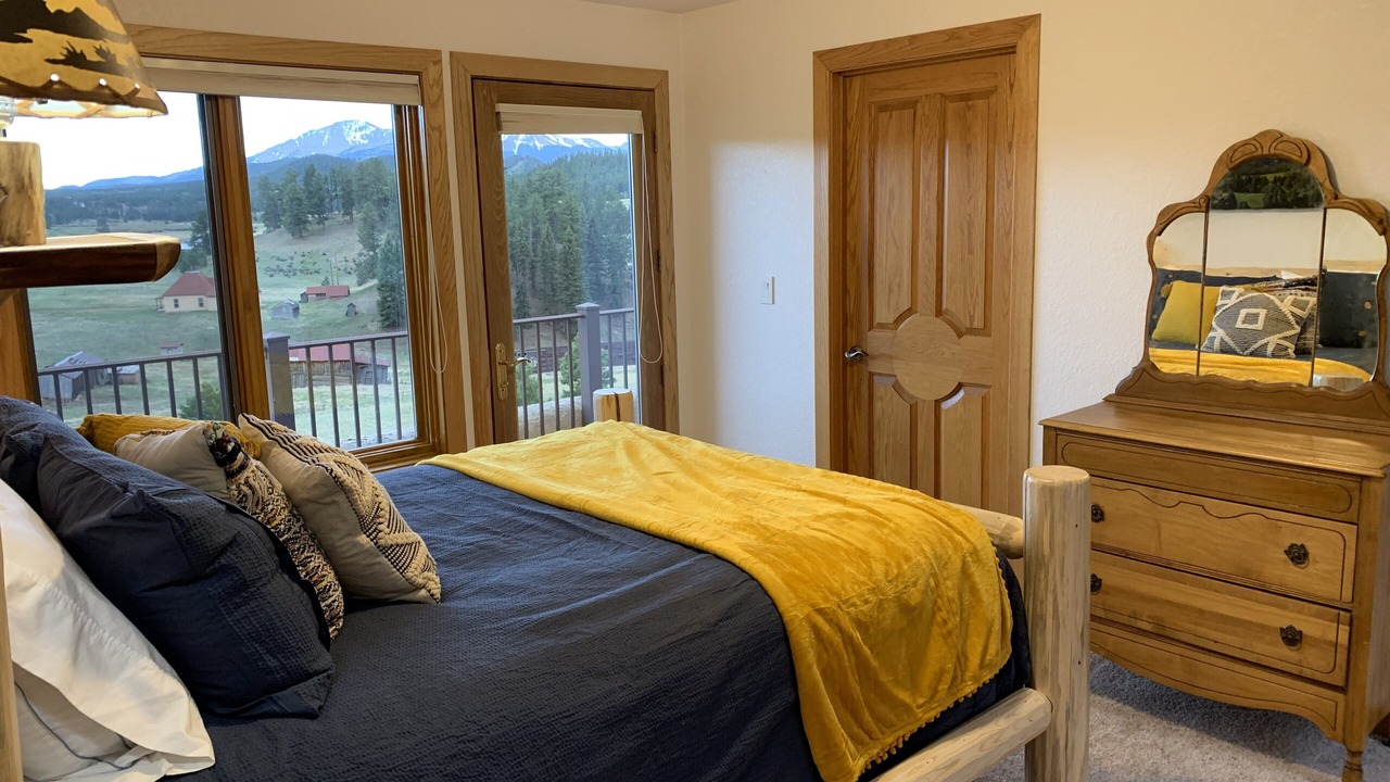Photo of Bedroom in Woodland Park