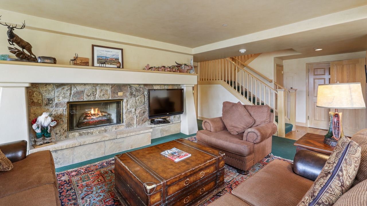 Photo of Livingroom in Beaver Creek