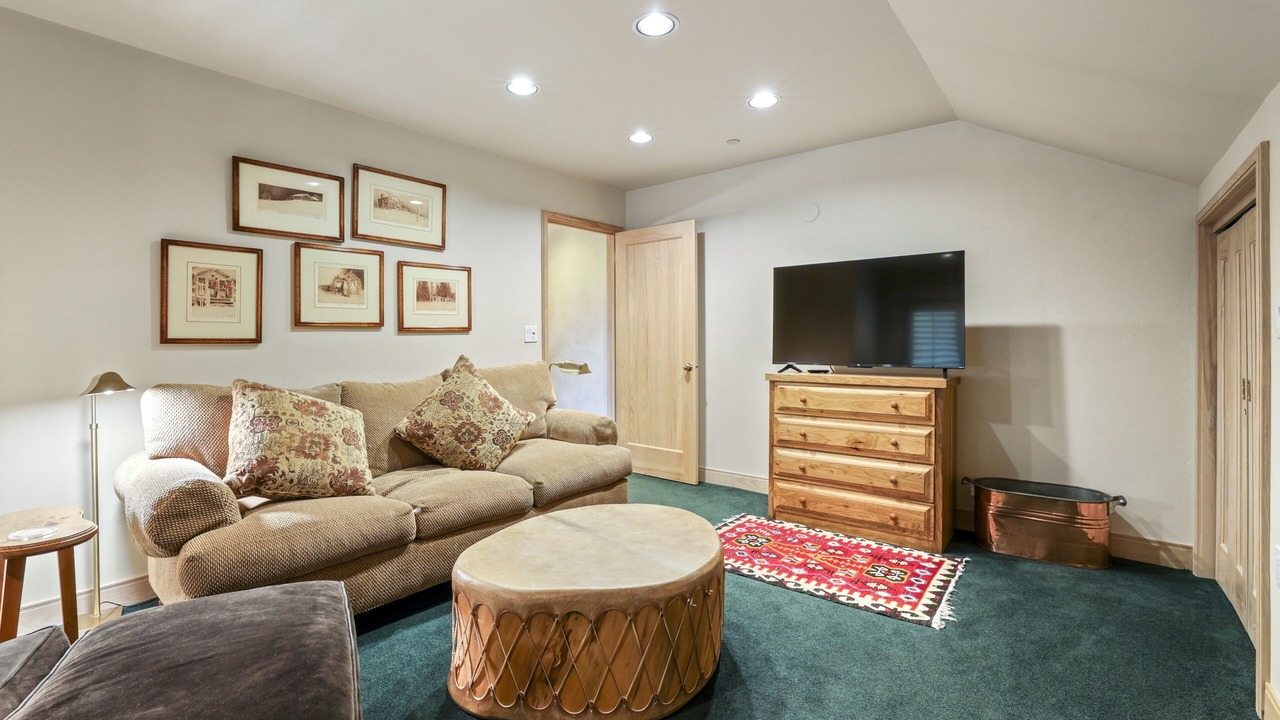 Photo of Bedroom in Beaver Creek