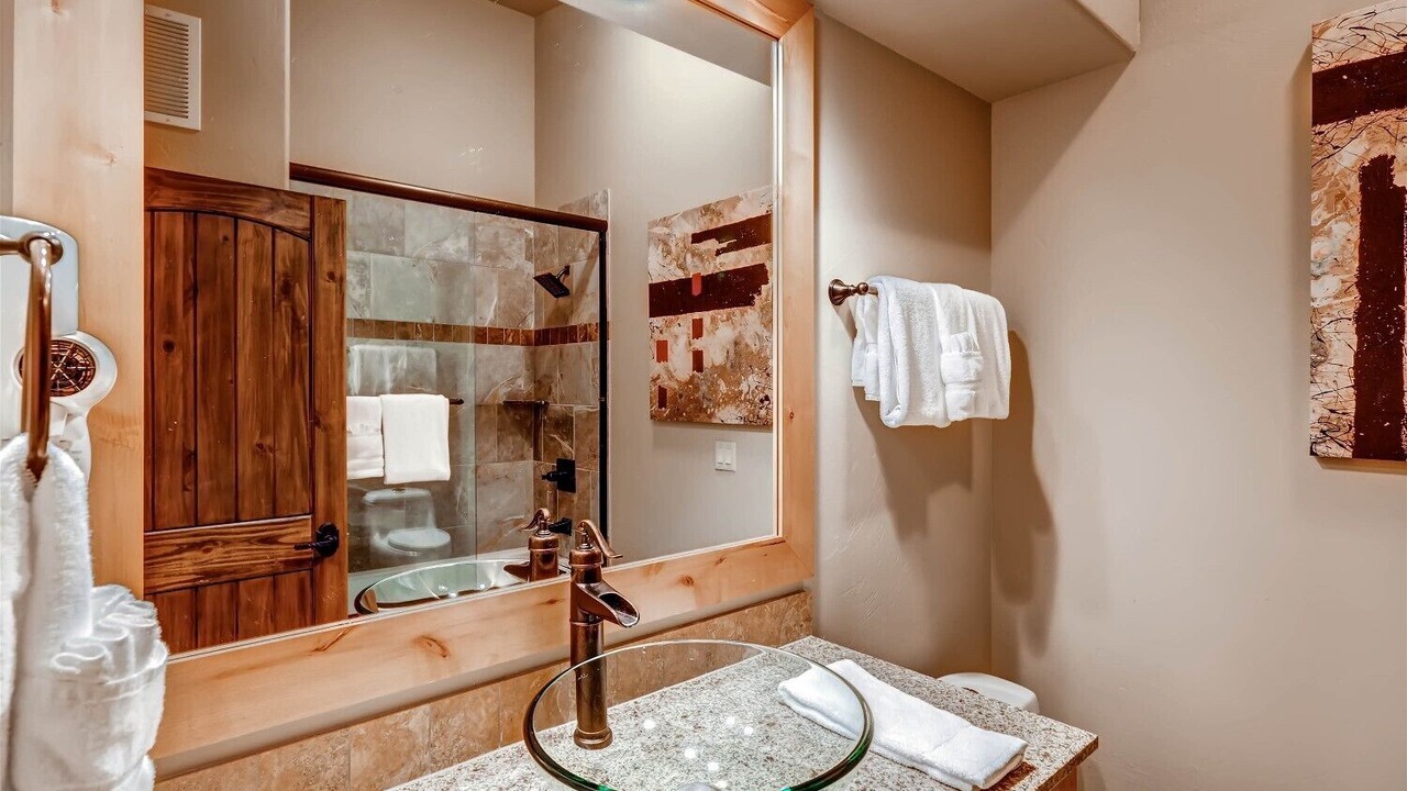 Photo of Bathroom in Frisco