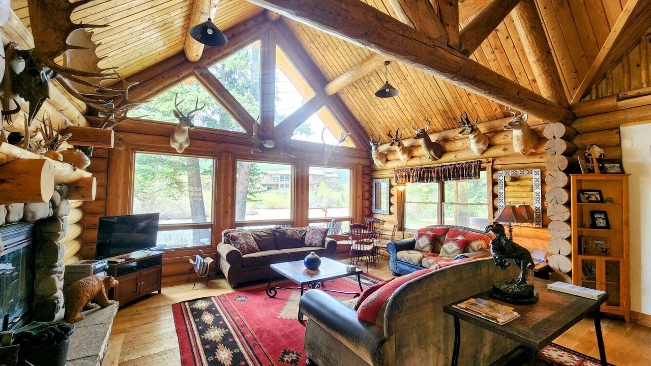 Photo of Livingroom in Crested Butte South