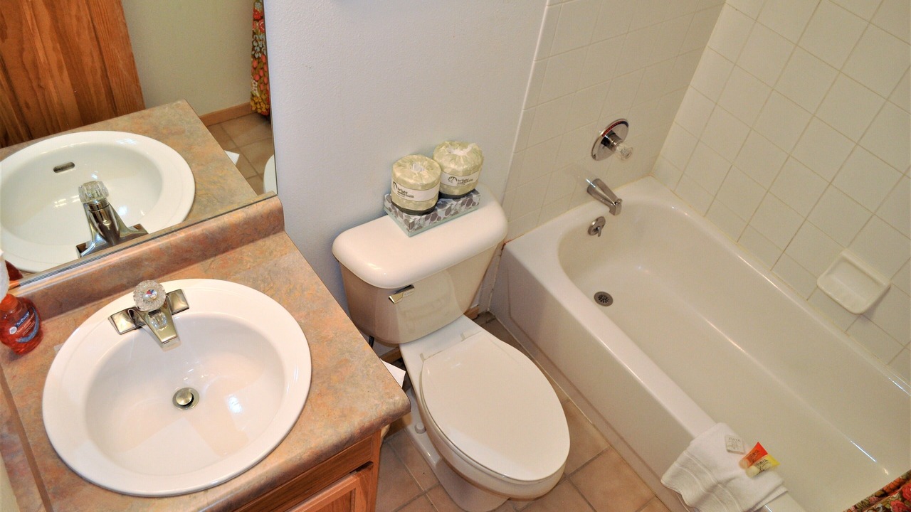Photo of Bathroom in Wildernest