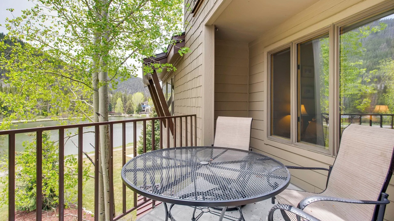 Photo of Outdoor in Lakeside Village