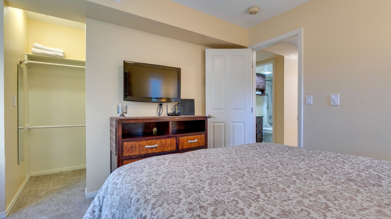 Photo of Bedroom in Englewood