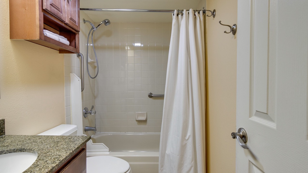 Photo of Bathroom in Englewood