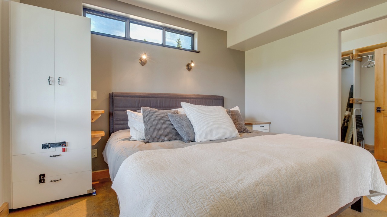 Photo of Bedroom in Fraser