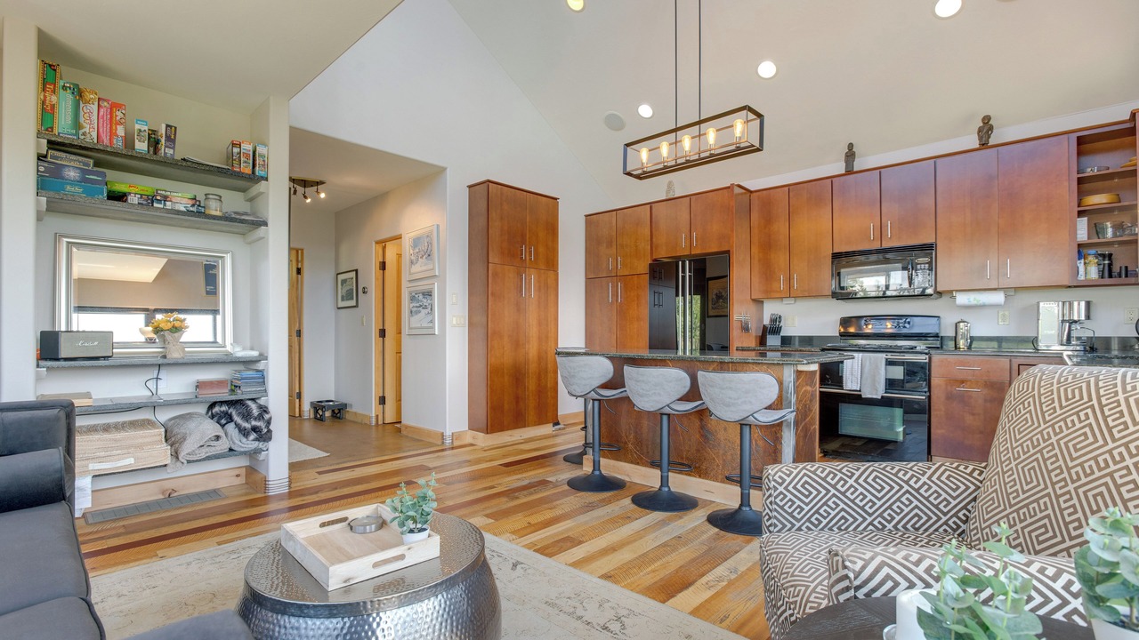Photo of Livingroom in Fraser