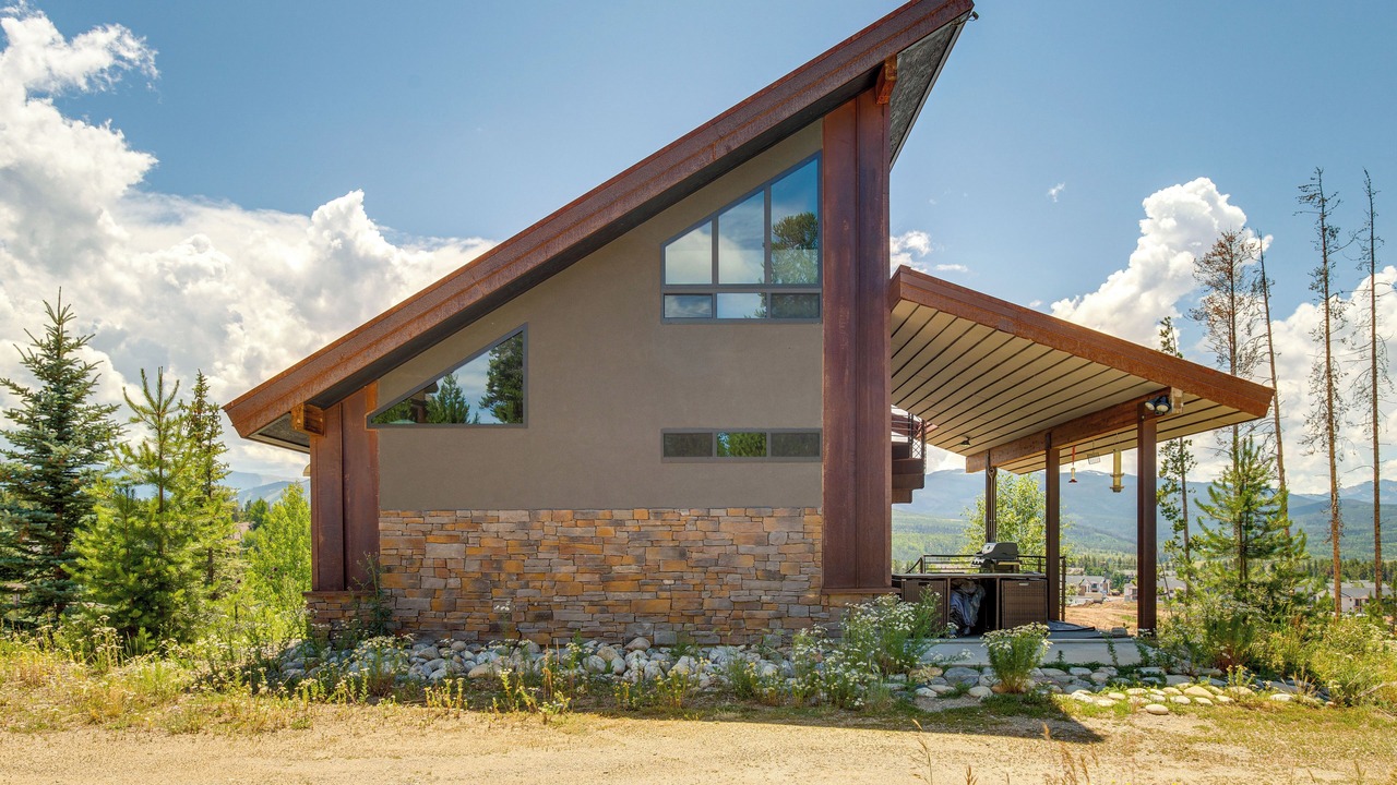 Photo of Outdoor in Fraser