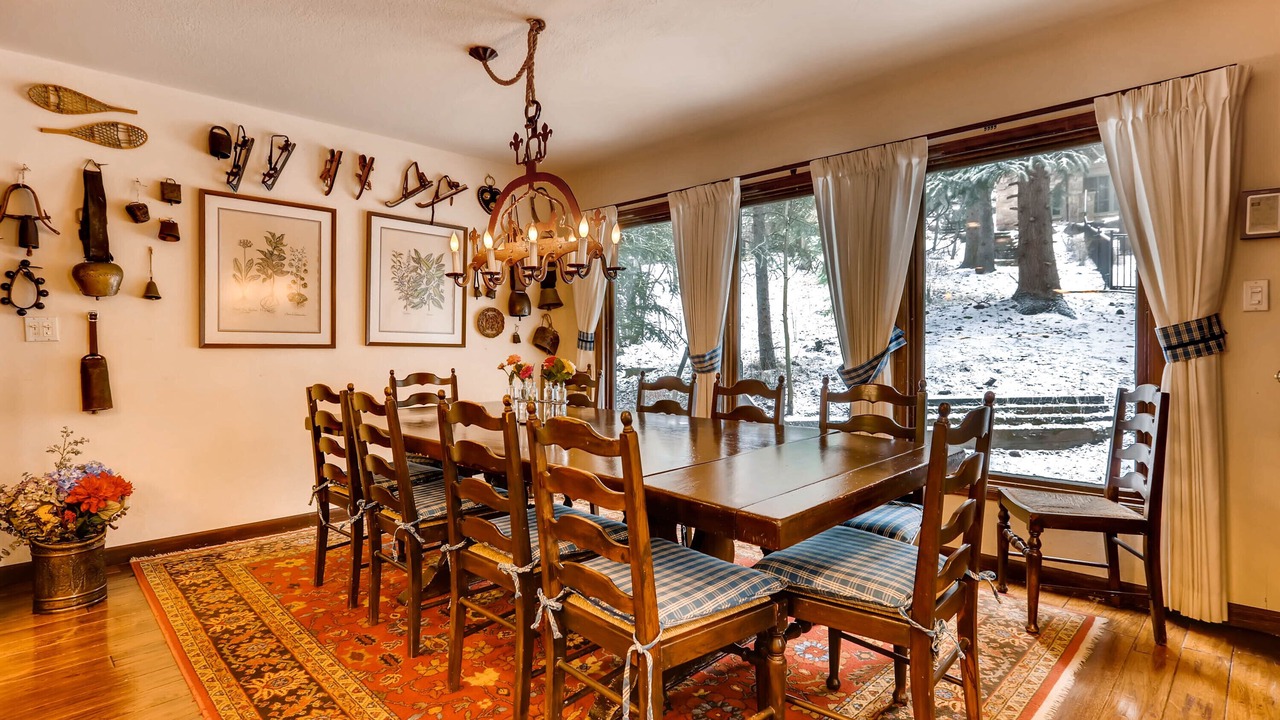 Photo of Livingroom in Vail