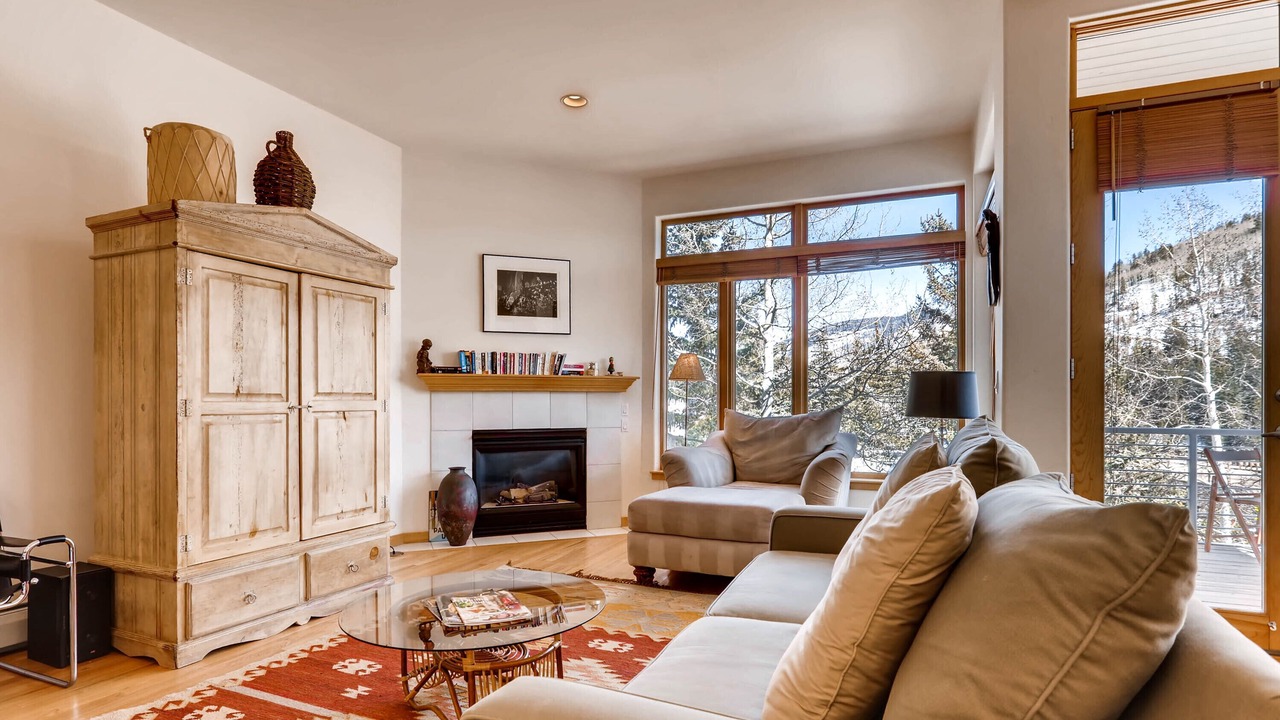 Photo of Livingroom in Vail
