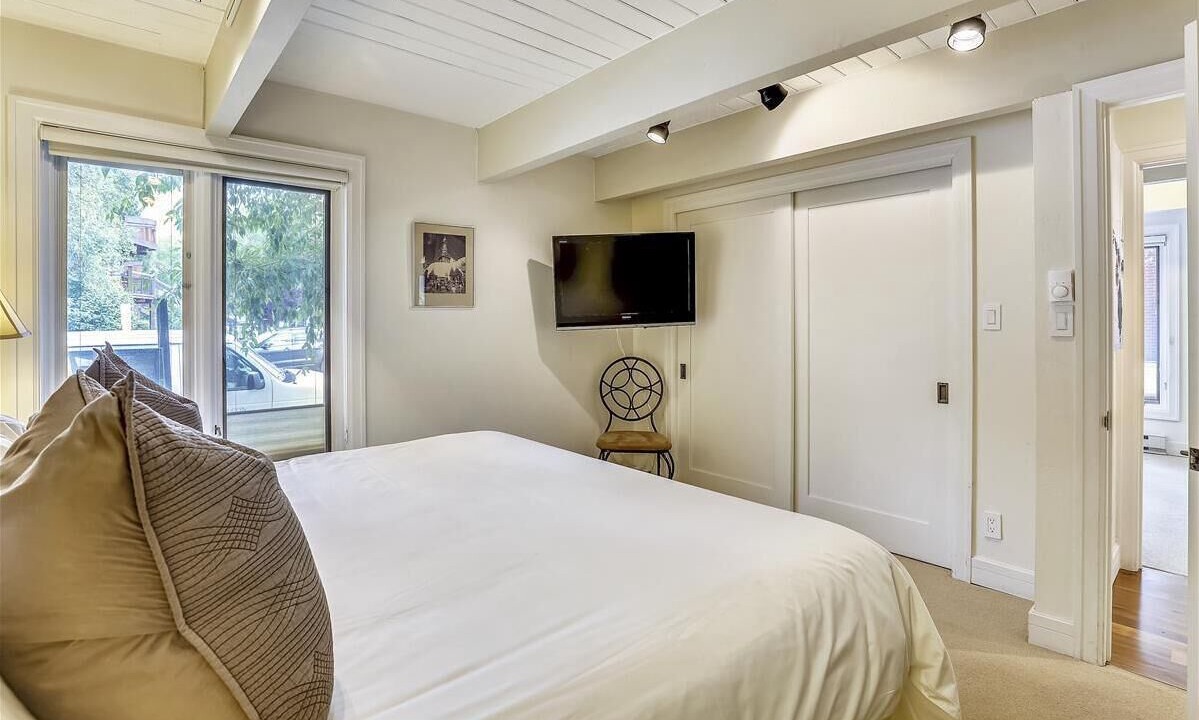Photo of Bedroom in Aspen