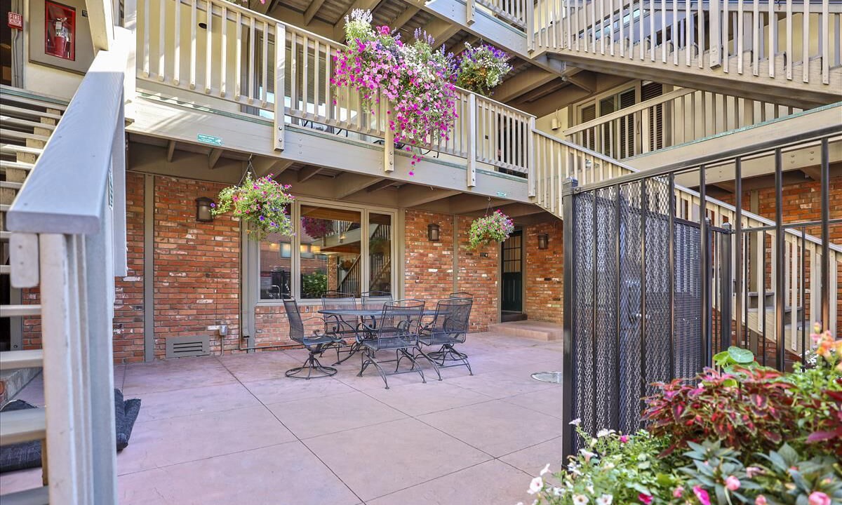 Photo of Patio Balcony in Aspen