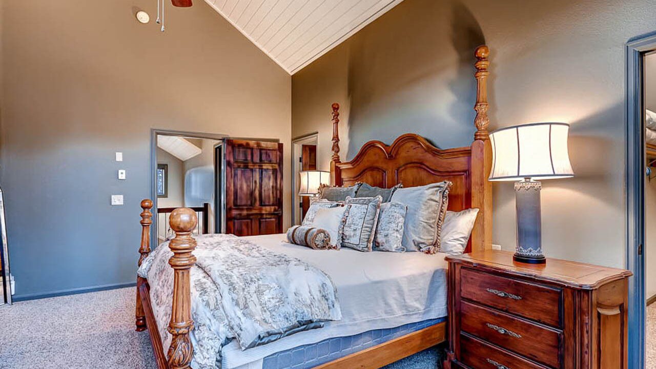Photo of Bedroom in Boulder Ridge