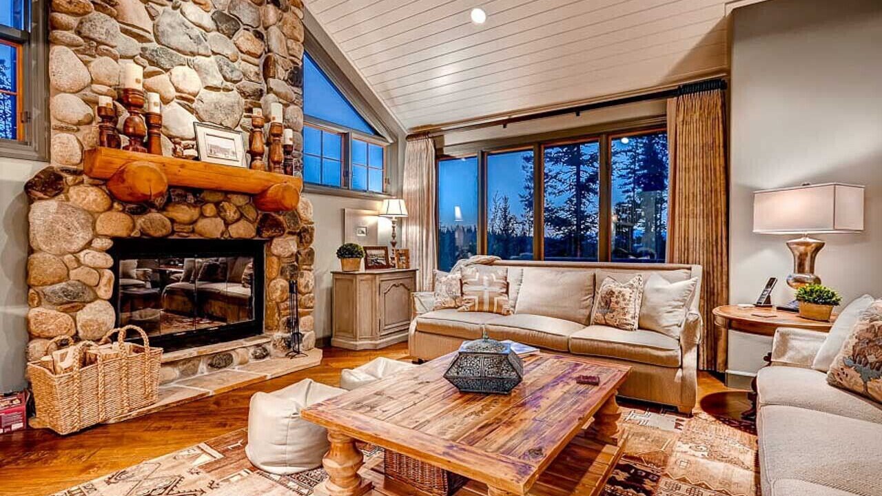 Photo of Livingroom in Boulder Ridge