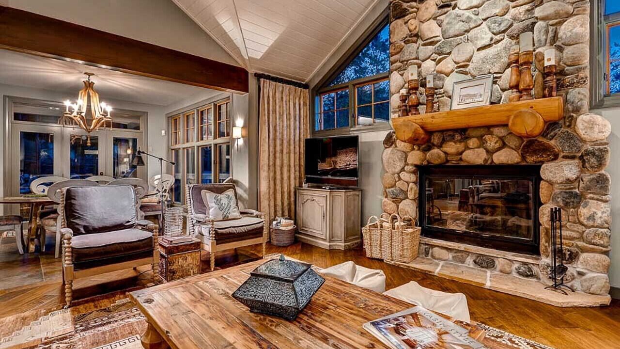 Photo of Livingroom in Boulder Ridge