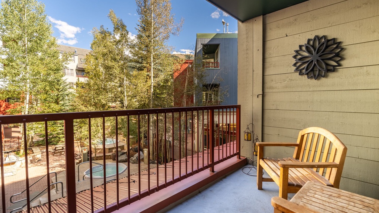 Photo of Patio Balcony in River Run