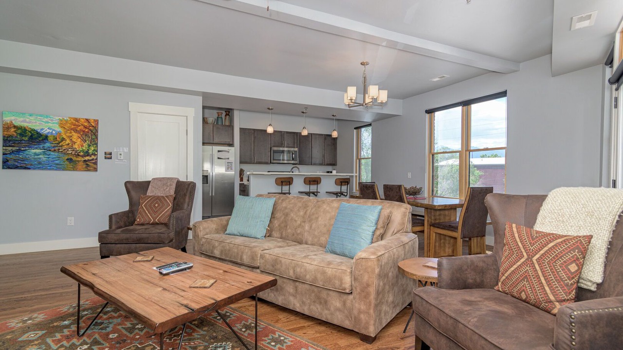Photo of Livingroom in Salida