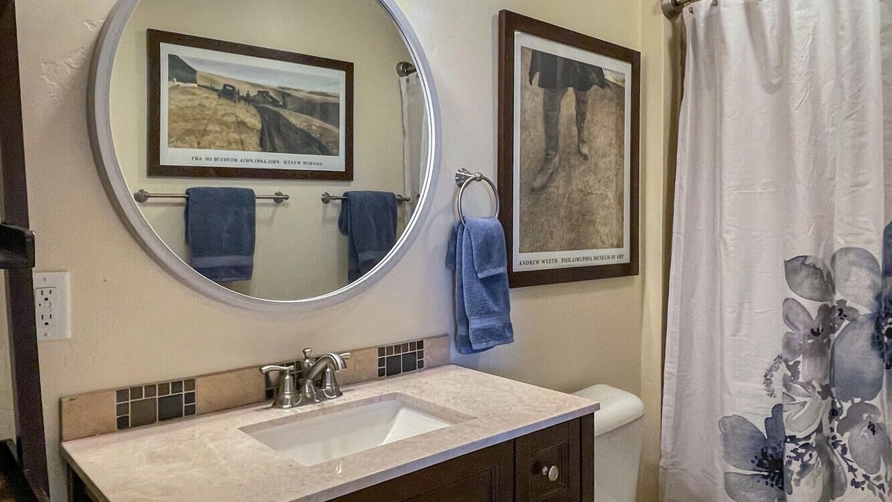 Photo of Bathroom in Salida