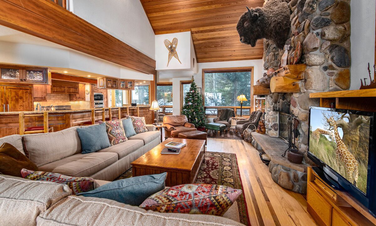 Photo of Livingroom in Boulder Ridge