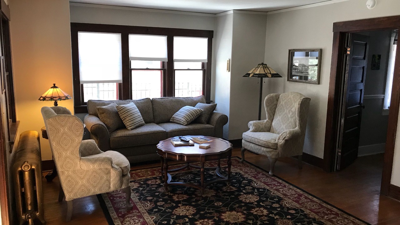 Photo of Livingroom in Broadmoor