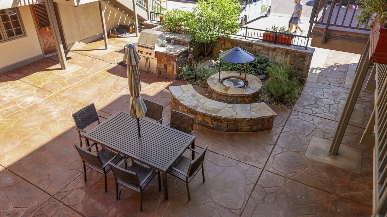 Photo of Outdoor in Downtown