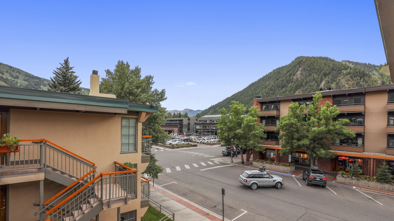 Photo of Outdoor in Downtown