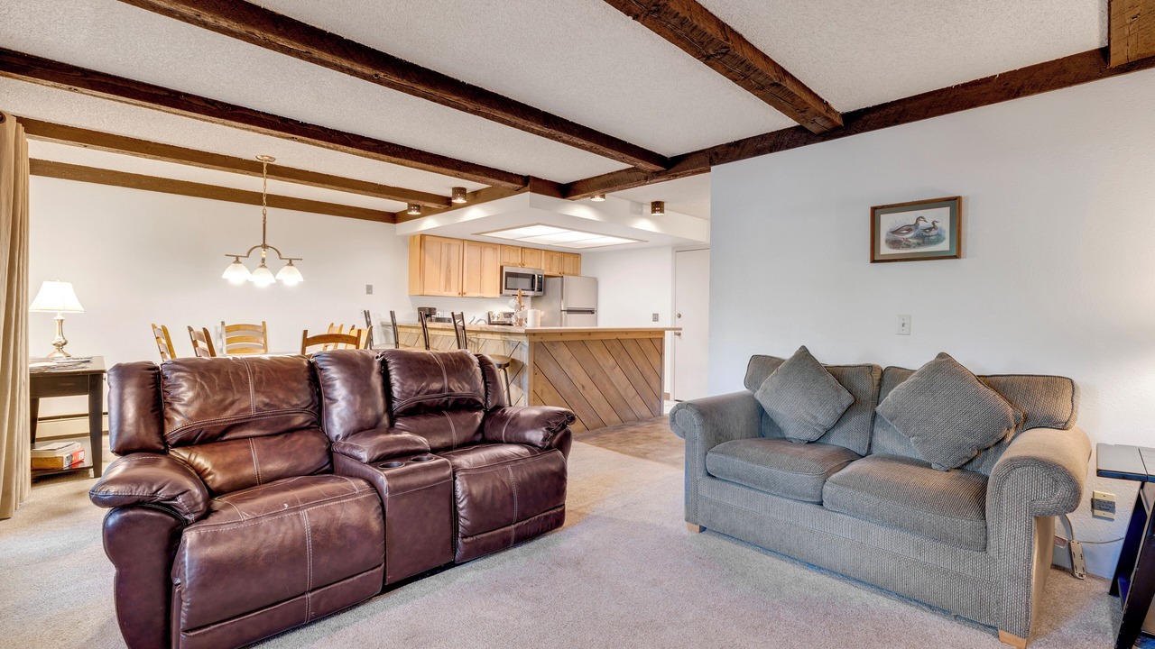 Photo of Livingroom in Historic District