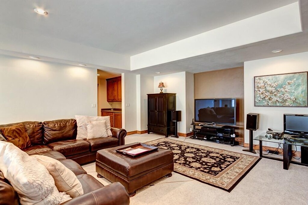 Photo of Livingroom in Eagle