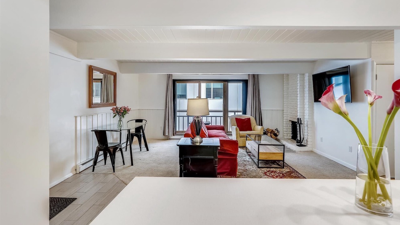 Photo of Livingroom in Aspen