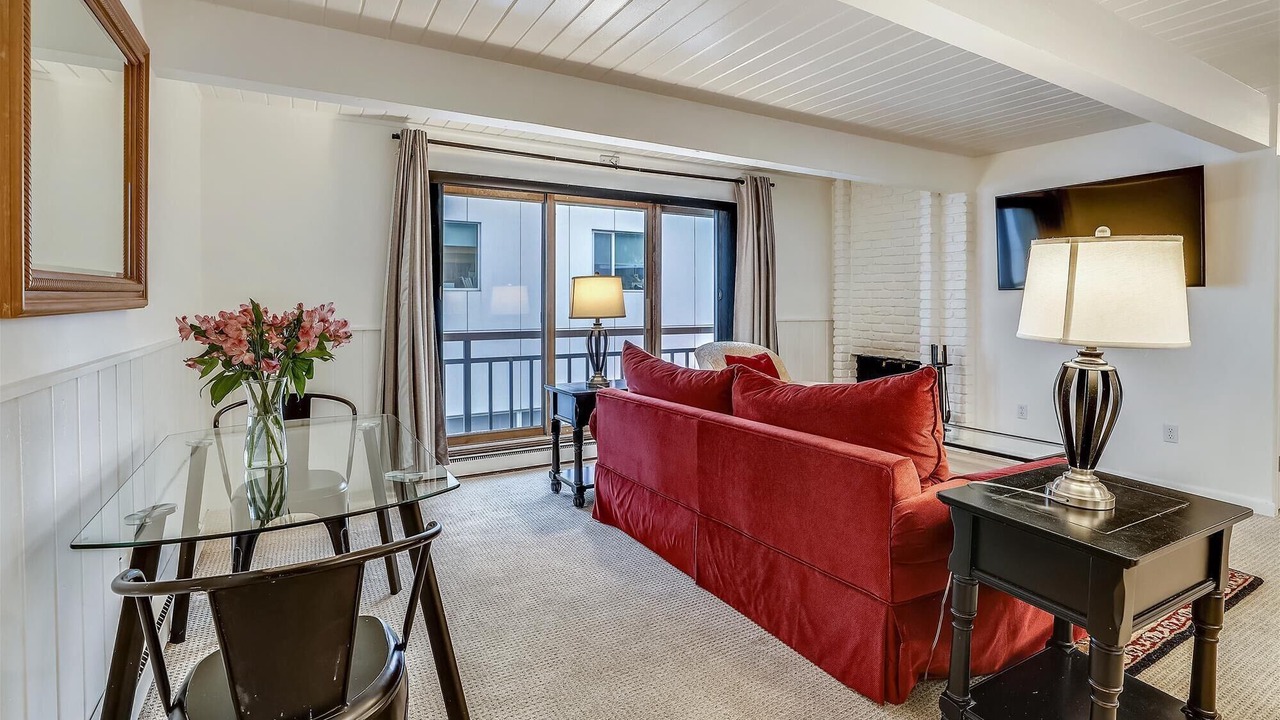 Photo of Livingroom in Aspen