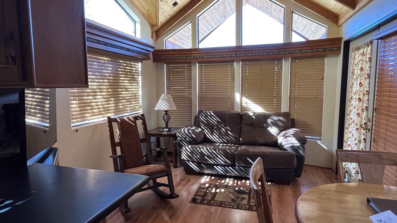 Photo of Livingroom in Almont