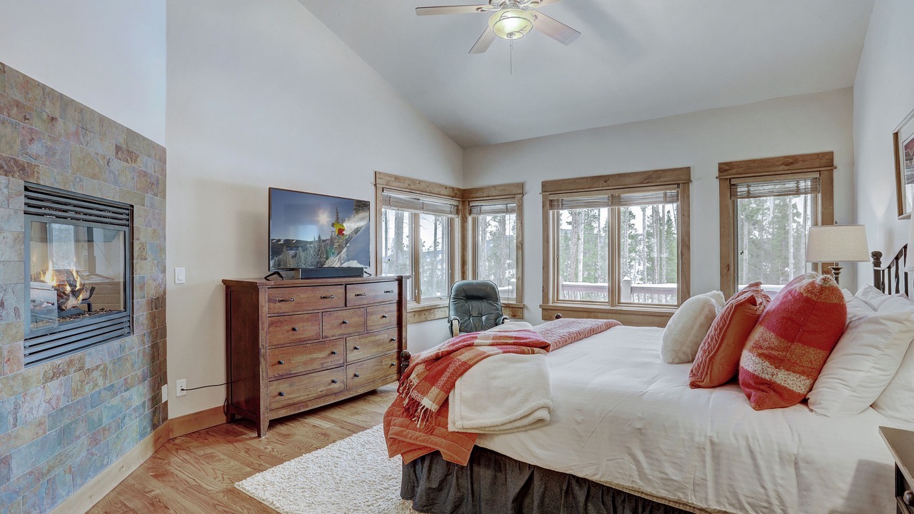 Photo of Bedroom in The Highlands