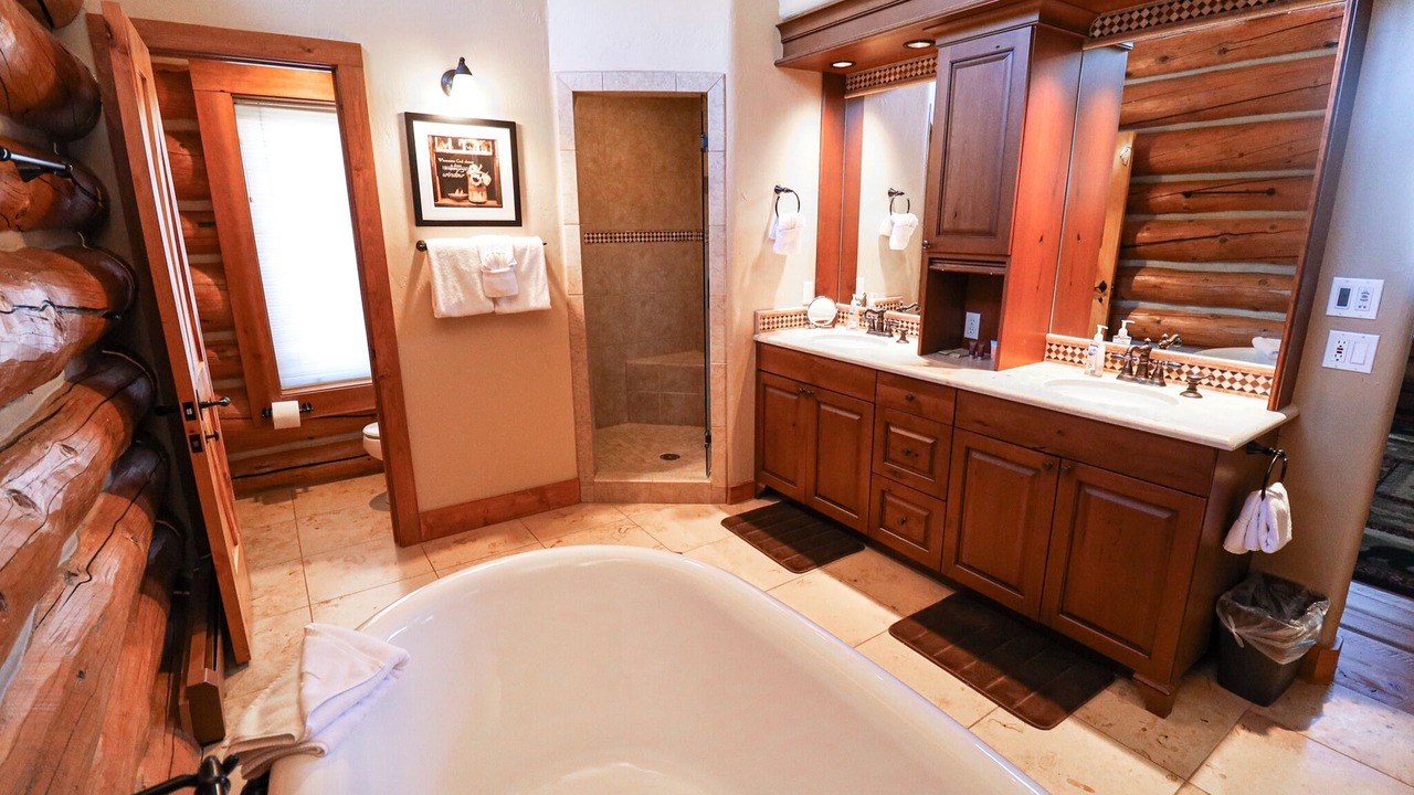 Photo of Bathroom in Grand Lake