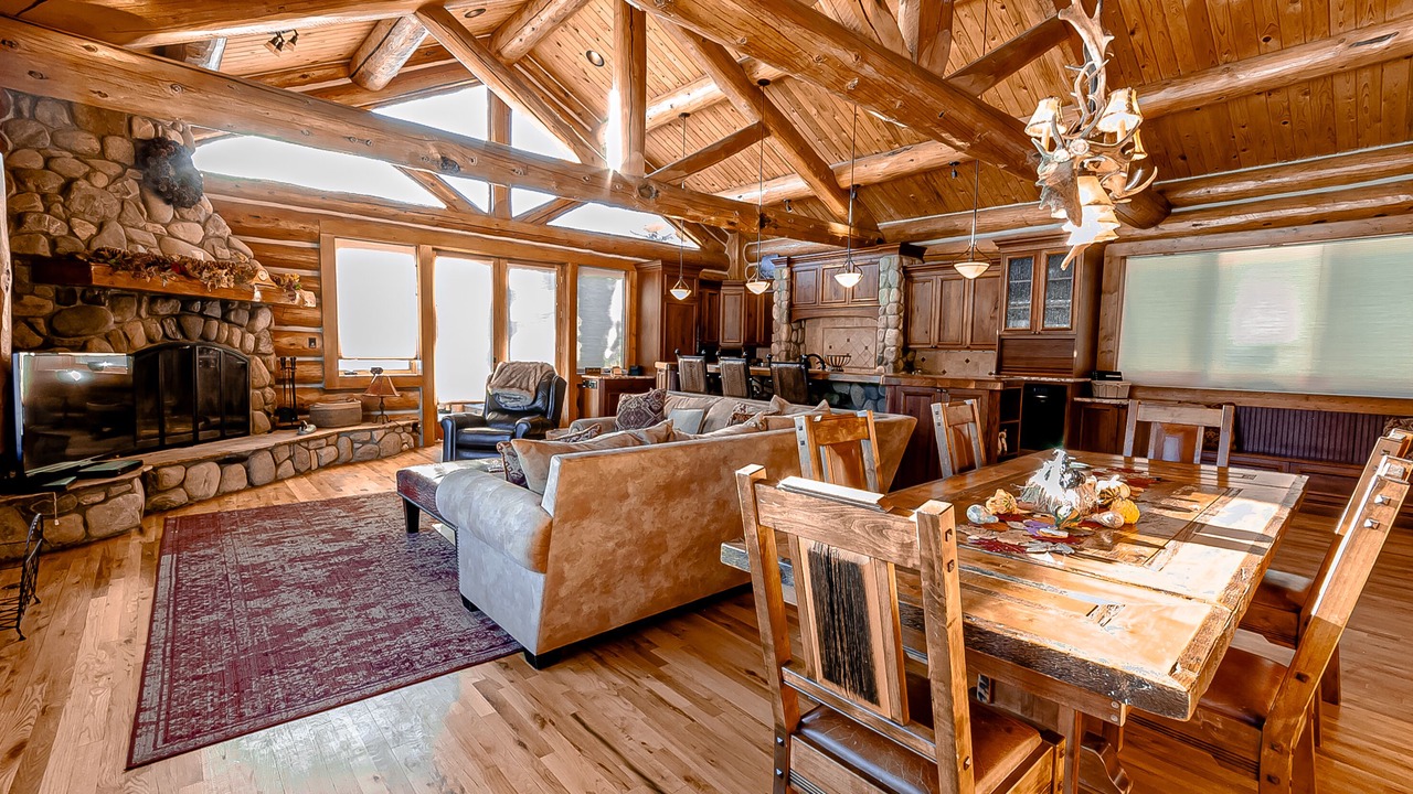 Photo of Bedroom in Grand Lake