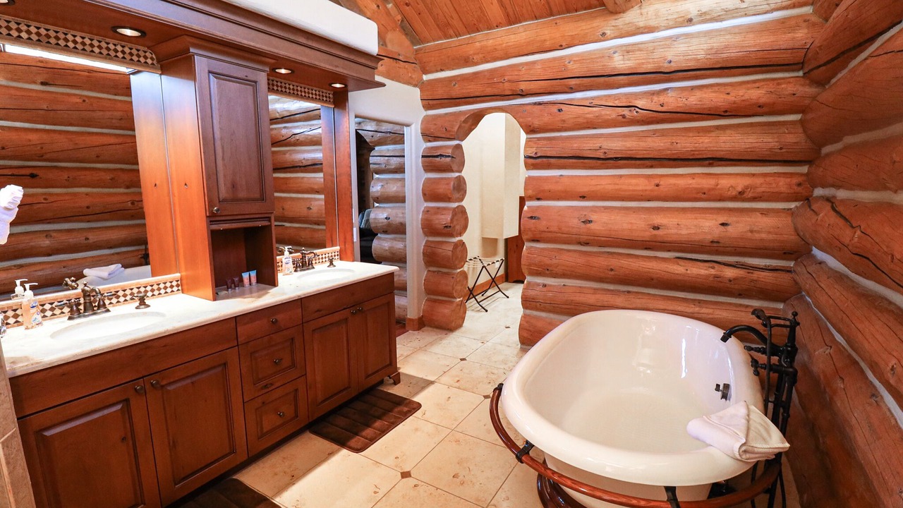 Photo of Bathroom in Grand Lake