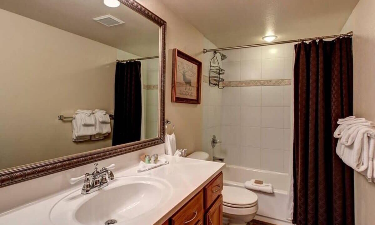 Photo of Bathroom in The Highlands