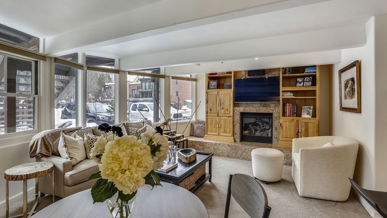Photo of Livingroom in Aspen