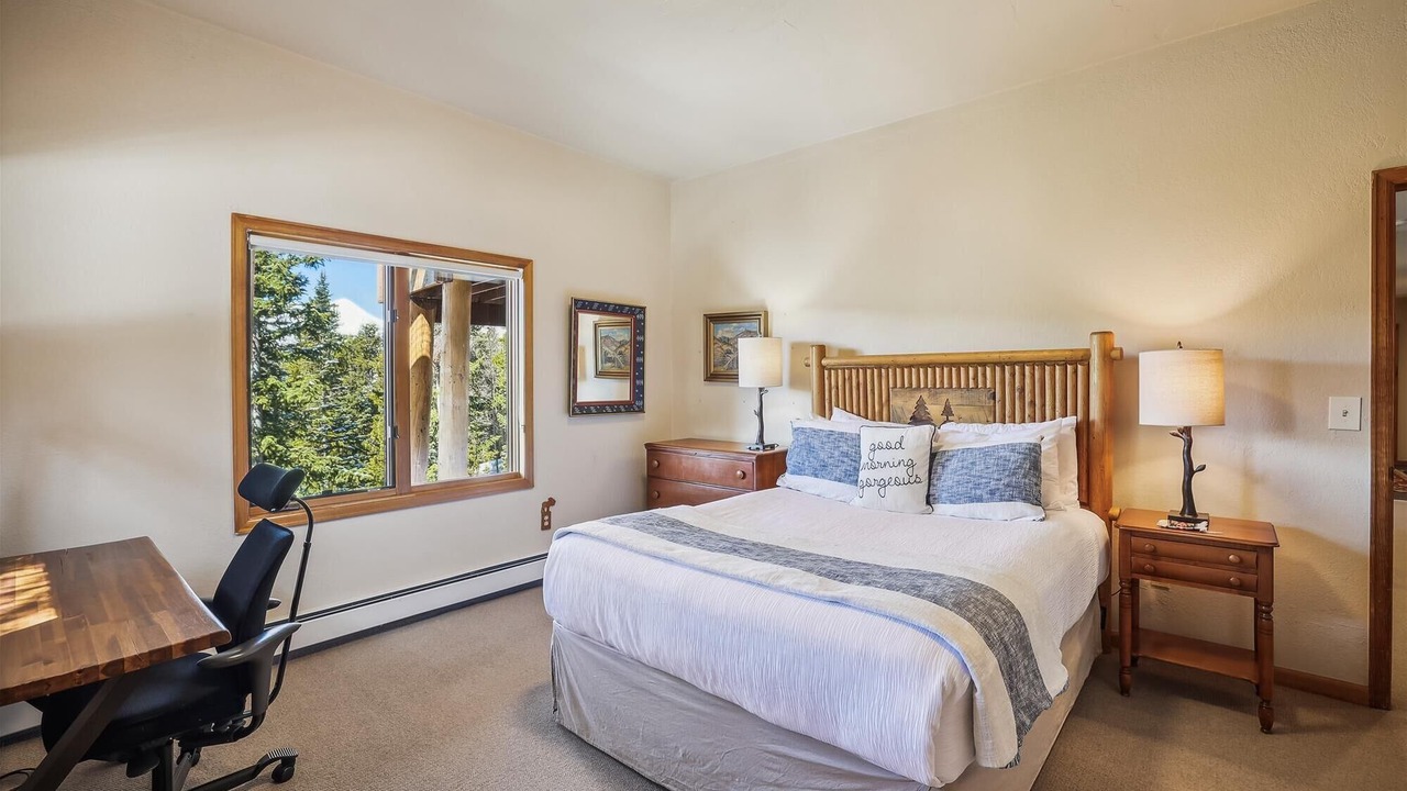 Photo of Bedroom in Baldy Mountain