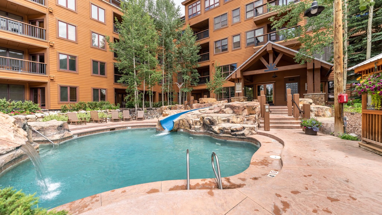 Photo of Outdoor in River Run