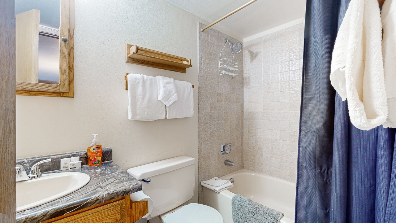 Photo of Bathroom in Wildernest